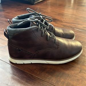 Big boys American Eagle brown chukka style boot